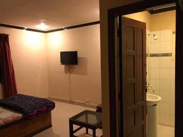 Babar House Hotel Faisalabad Luaran gambar